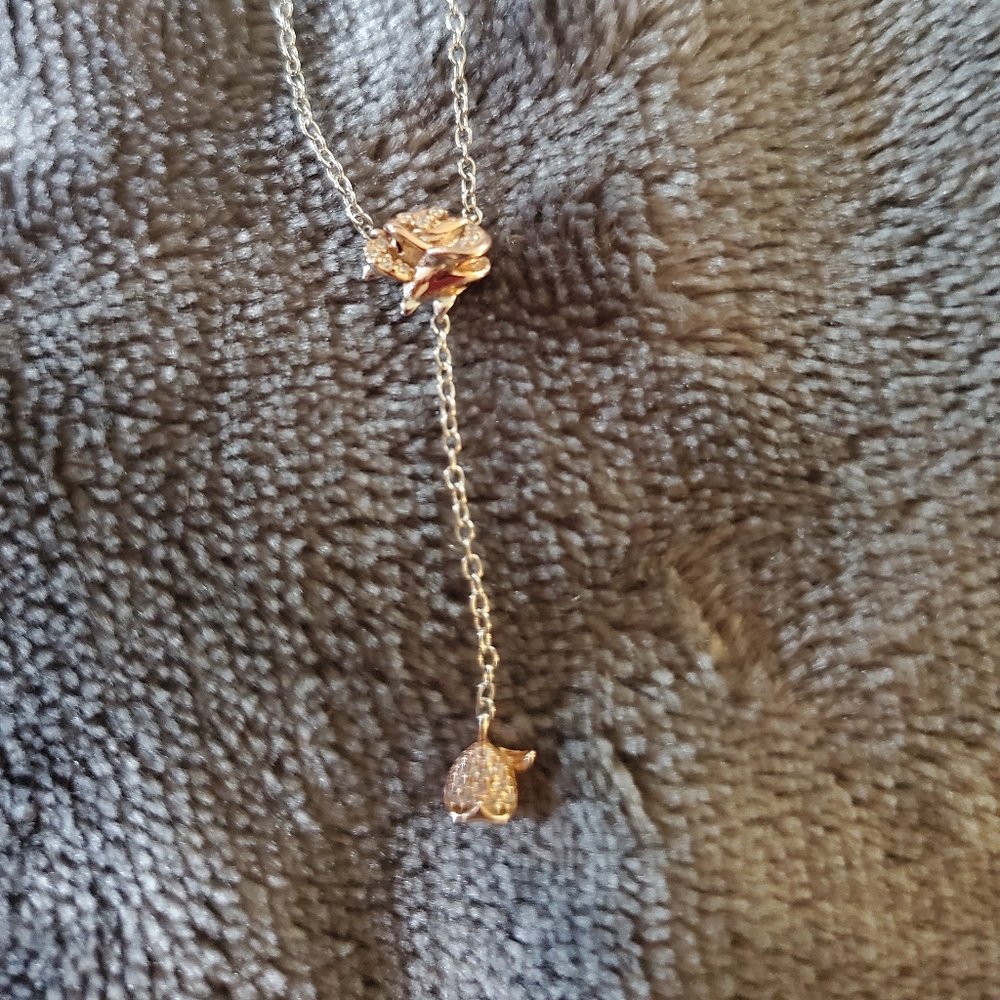 Belle necklace